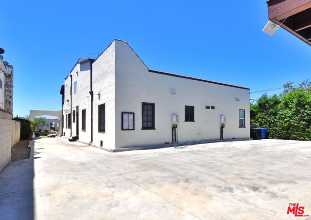 3919 W 27th Street, Los Angeles, CA 90018