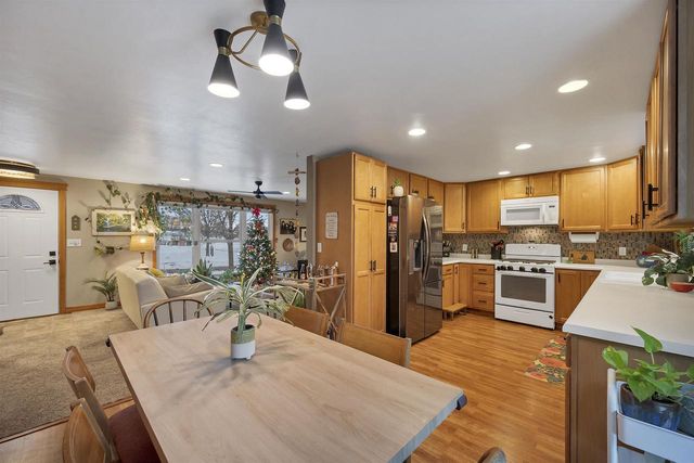 1217 CHARLES STREET, De Pere, WI 54115