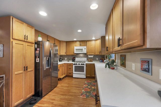 1217 CHARLES STREET, De Pere, WI 54115