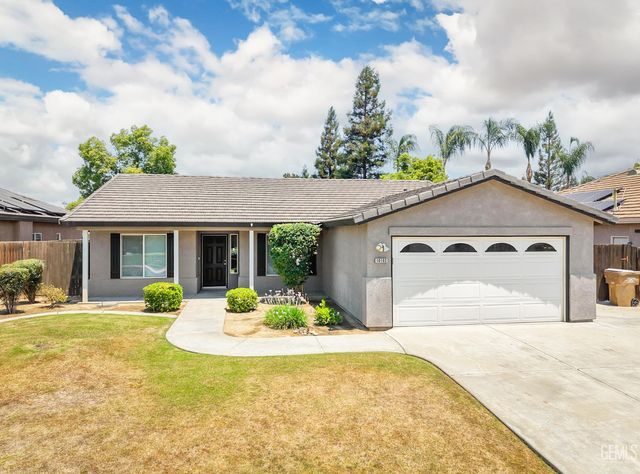 10102 Salerosa Court, Bakersfield, CA 93312