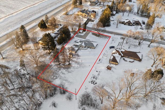 5923 Sunny LANE, Grafton, WI 53024