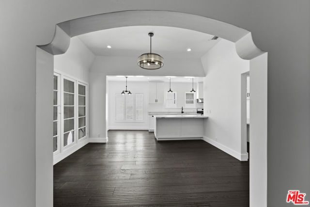 920 N Genesee Avenue, West Hollywood, CA 90046