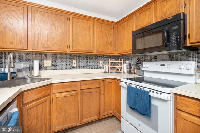 445 HOCH RD, Blandon, PA 19510