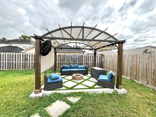 10807 Summer Meadows Court, Houston, TX 77064