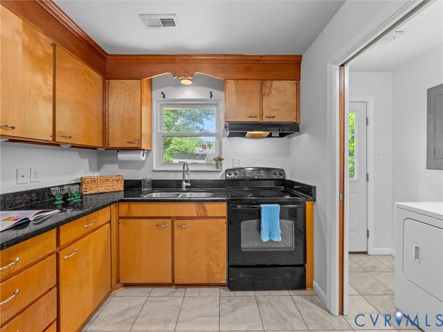 5014 Patterson Ave, Richmond, VA 23226