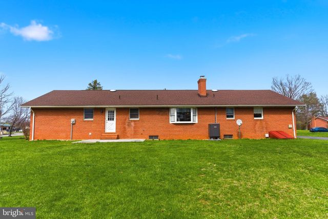 757 MONTMORENCY DR, Bunker Hill, WV 25413