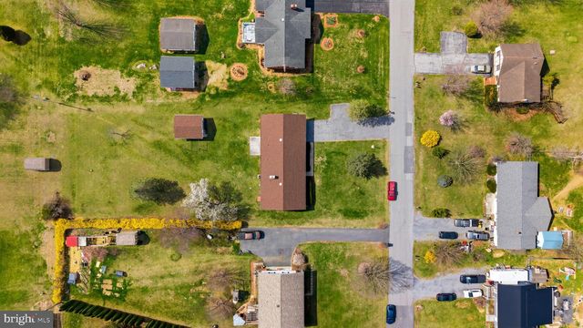 757 MONTMORENCY DR, Bunker Hill, WV 25413