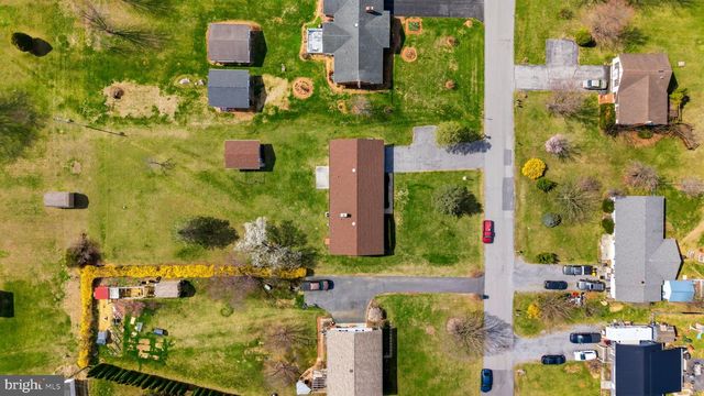 757 MONTMORENCY DR, Bunker Hill, WV 25413