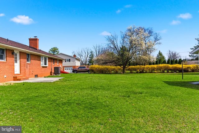 757 MONTMORENCY DR, Bunker Hill, WV 25413