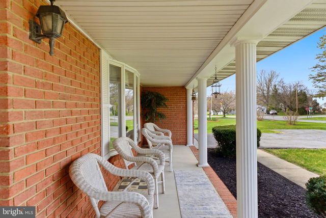 757 MONTMORENCY DR, Bunker Hill, WV 25413