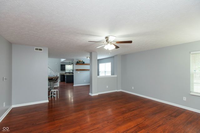 1324 Niagara Lane, Franklin, IN 46131