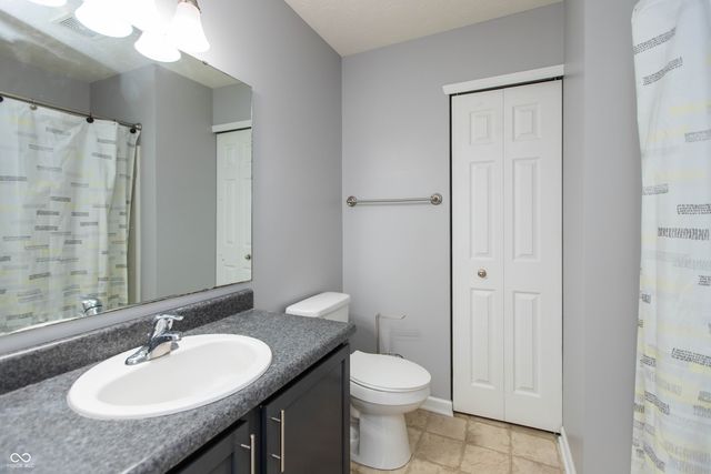 1324 Niagara Lane, Franklin, IN 46131