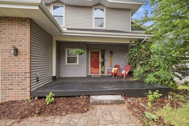 20933 Jamestown Avenue, Lakeville, MN 55044