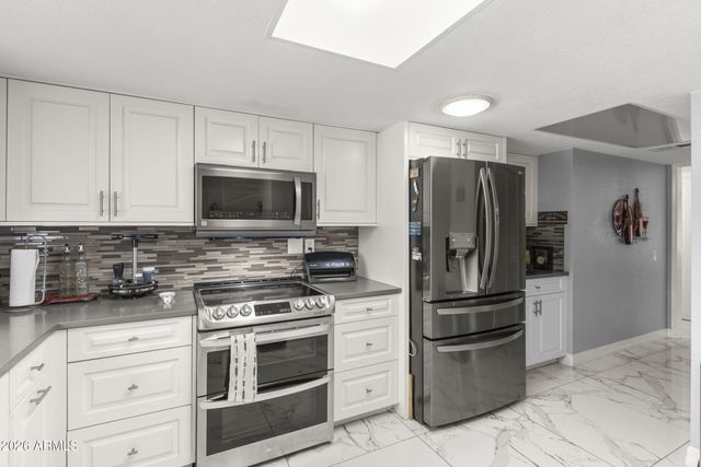 20026 N 101ST Avenue, Sun City, AZ 85373