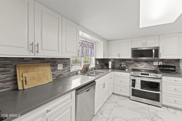 20026 N 101ST Avenue, Sun City, AZ 85373