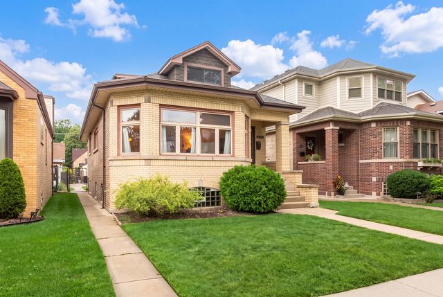 6716 N Octavia Avenue, Chicago, IL 60631