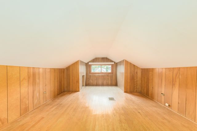 6716 N Octavia Avenue, Chicago, IL 60631