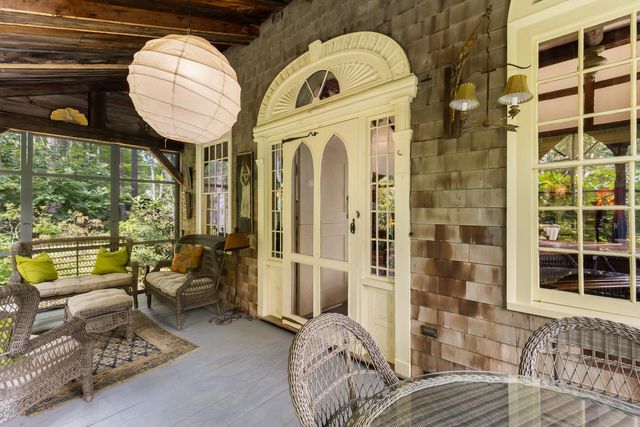 4 Elm Hill Road, Peterborough, NH 03458
