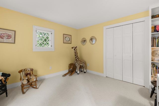 4 Elm Hill Road, Peterborough, NH 03458