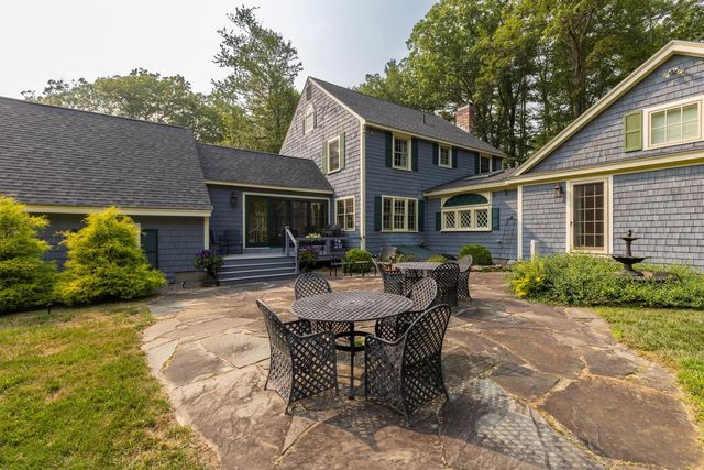 4 Elm Hill Road, Peterborough, NH 03458