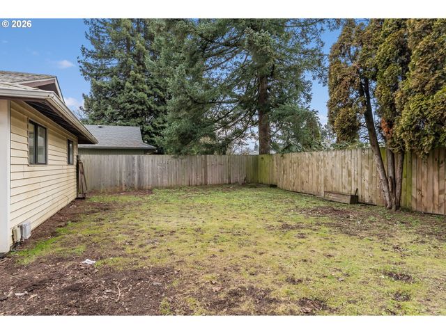 446 KODIAK St, Eugene, OR 97401