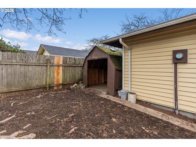 446 KODIAK St, Eugene, OR 97401
