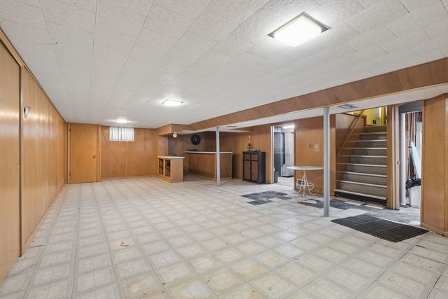 16411 Evans Avenue, South Holland, IL 60473