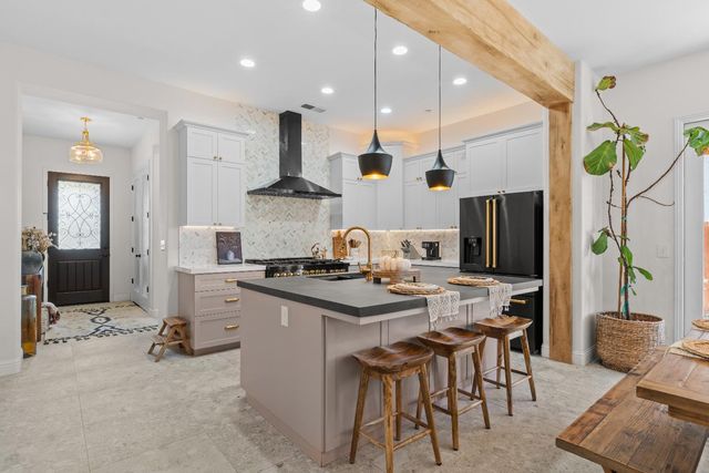 21255 Ruscello Lane, Friant, CA 93626