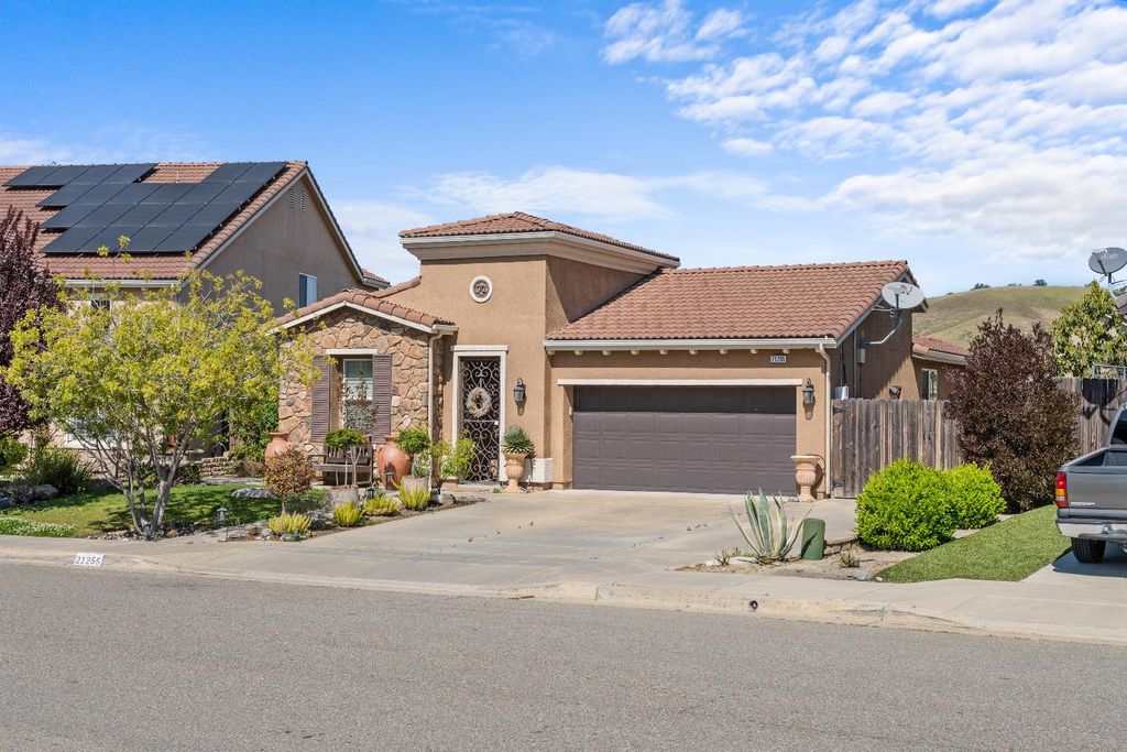 21255 Ruscello Lane, Friant, CA 93626