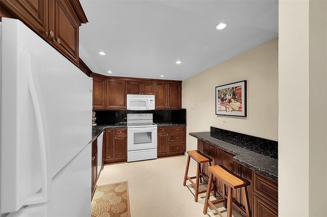 531 N Ocean Boulevard 410, Pompano Beach, FL 33062