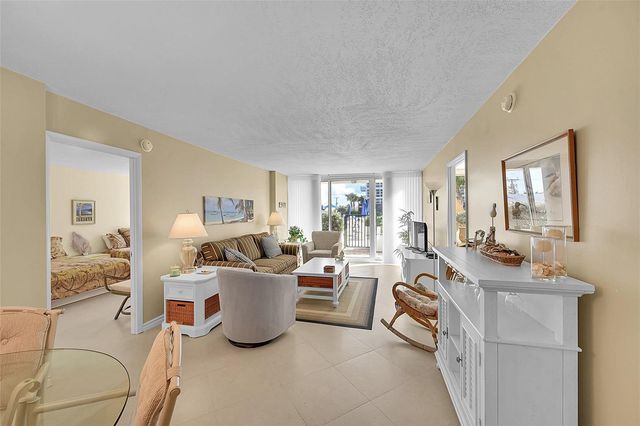 531 N Ocean Boulevard 410, Pompano Beach, FL 33062