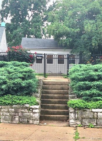 1928 Arsenal Street, St Louis, MO 63118