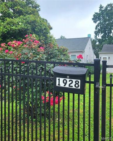 1928 Arsenal Street, St Louis, MO 63118