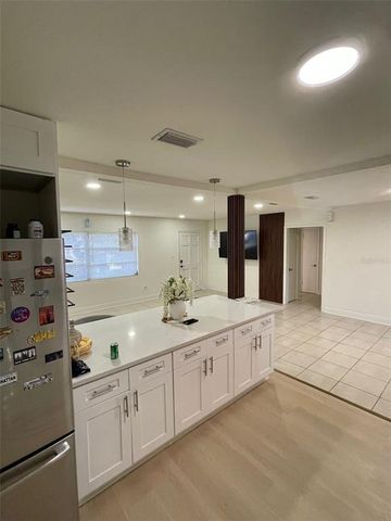 2011 DRUID ROAD E, Clearwater, FL 33764