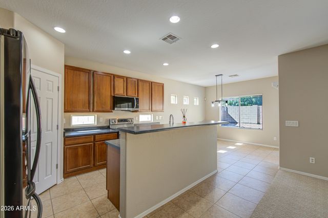 15694 W MACKENZIE Drive, Goodyear, AZ 85395