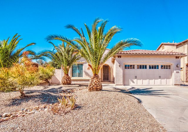 15694 W MACKENZIE Drive, Goodyear, AZ 85395