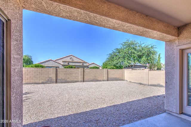 15694 W MACKENZIE Drive, Goodyear, AZ 85395
