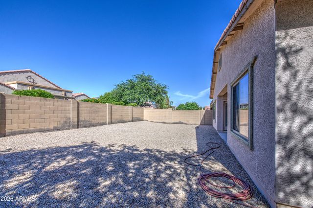15694 W MACKENZIE Drive, Goodyear, AZ 85395