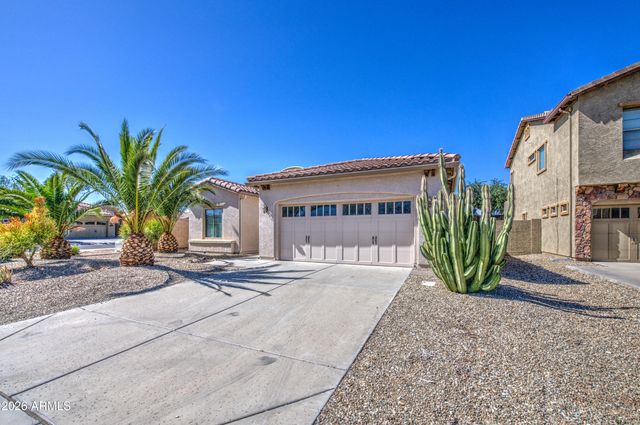 15694 W MACKENZIE Drive, Goodyear, AZ 85395