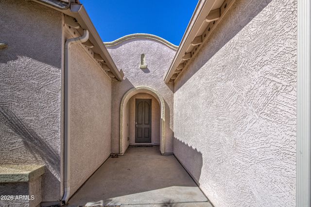 15694 W MACKENZIE Drive, Goodyear, AZ 85395