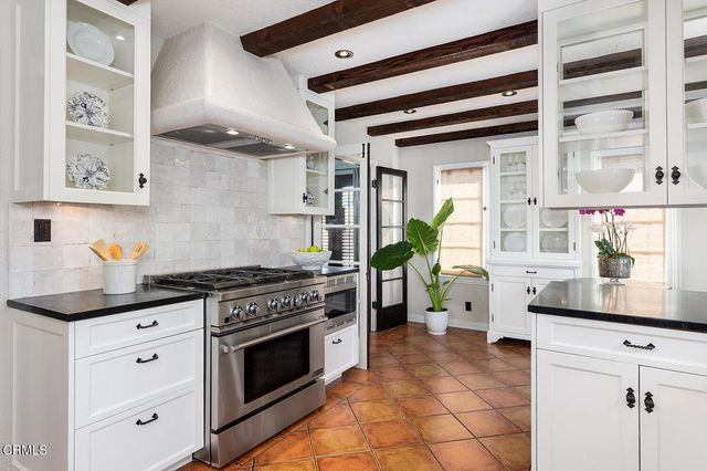 2391 Catherine Road, Altadena, CA 91001