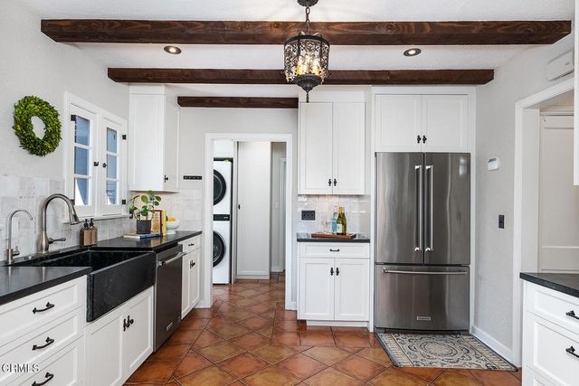2391 Catherine Road, Altadena, CA 91001