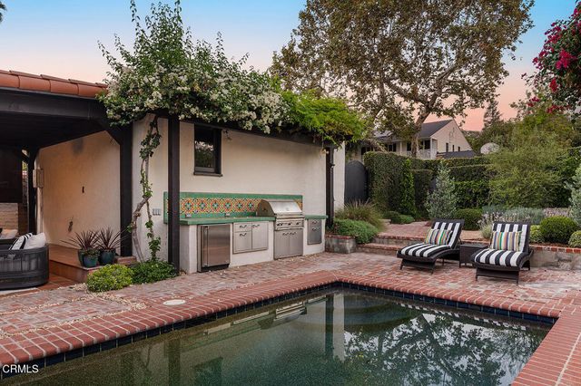 2391 Catherine Road, Altadena, CA 91001