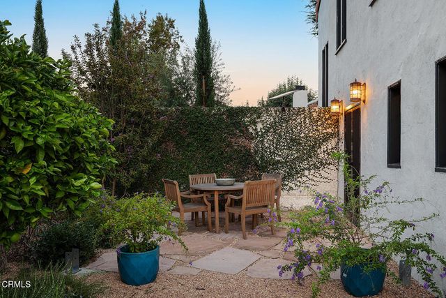 2391 Catherine Road, Altadena, CA 91001