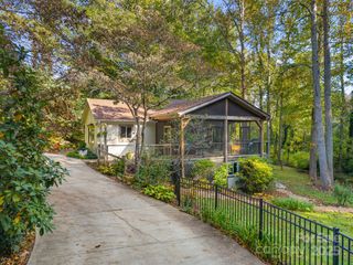 23 Shelby Drive, Asheville, NC 28803