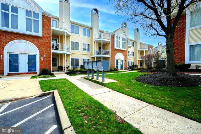 92 CATHERINE CT, Levittown, PA 19057