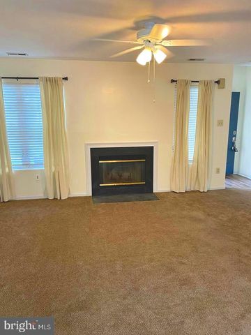 92 CATHERINE CT, Levittown, PA 19057