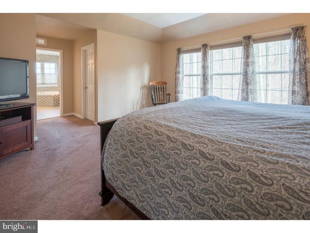 2829 WESTERHAM RD, Downingtown, PA 19335