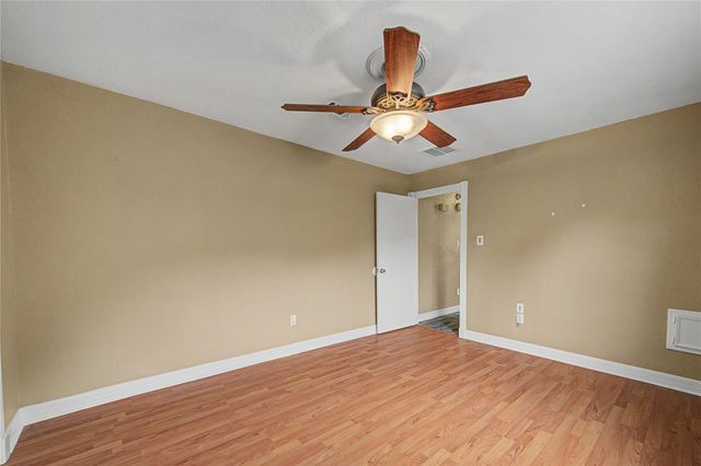 4210 Mossygate Drive, Spring, TX 77373