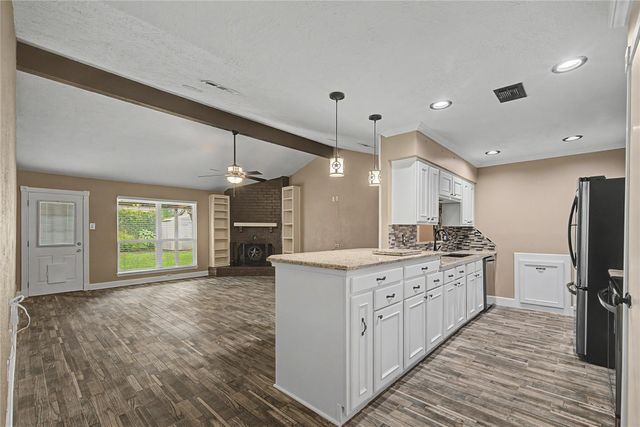 4210 Mossygate Drive, Spring, TX 77373